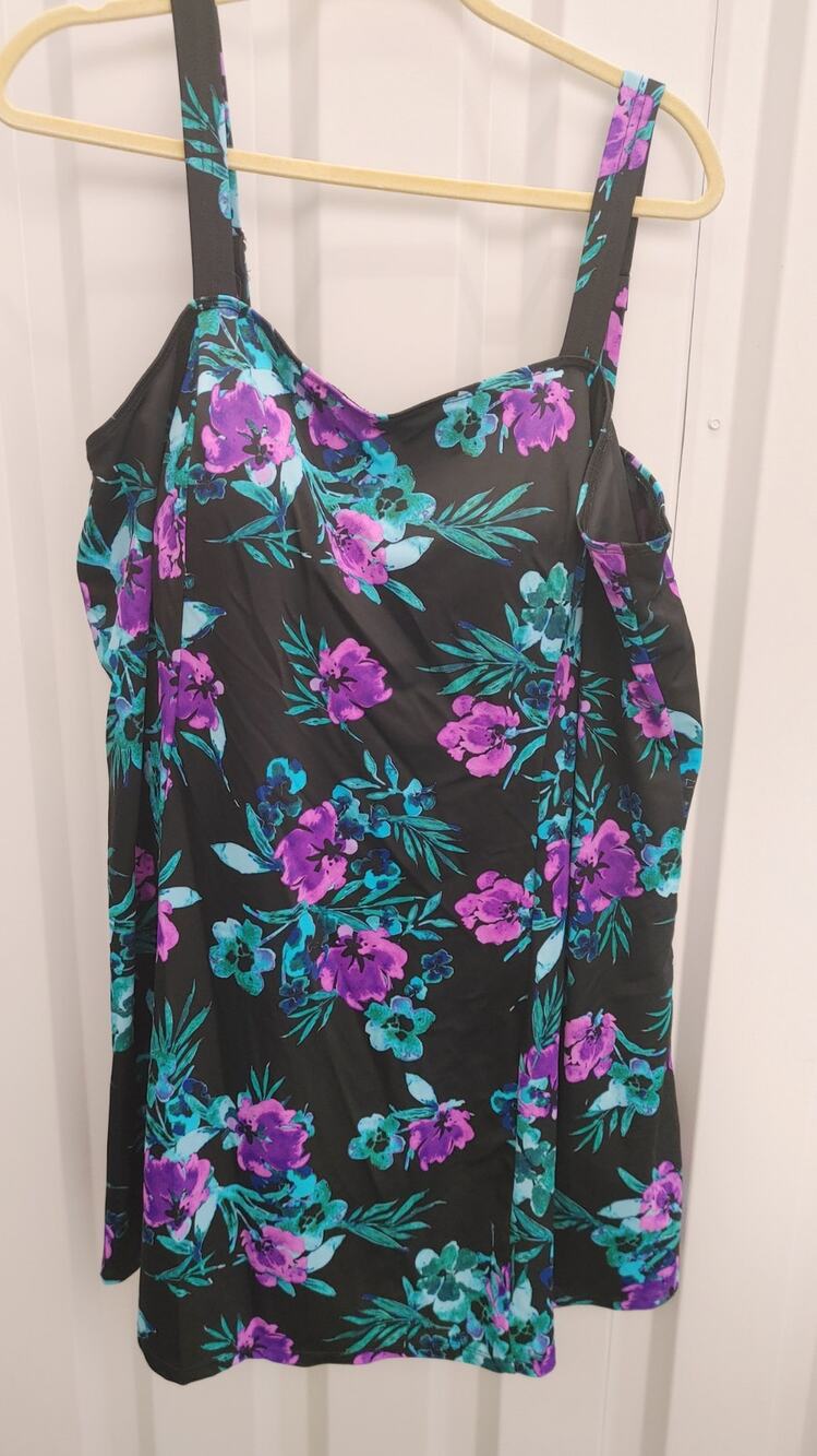 Suitsforall Swimdress Sz 26 Plus Size Floral Light Padding One Piece